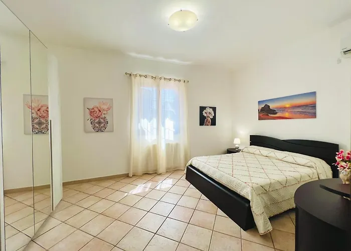 Genova * קאריני